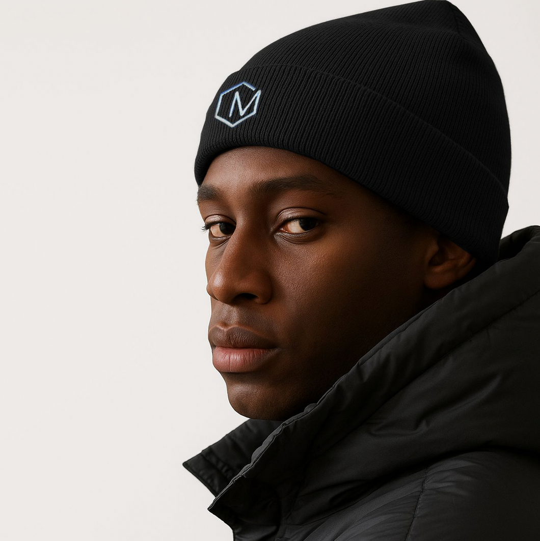 Signature Logo Beanie | Black